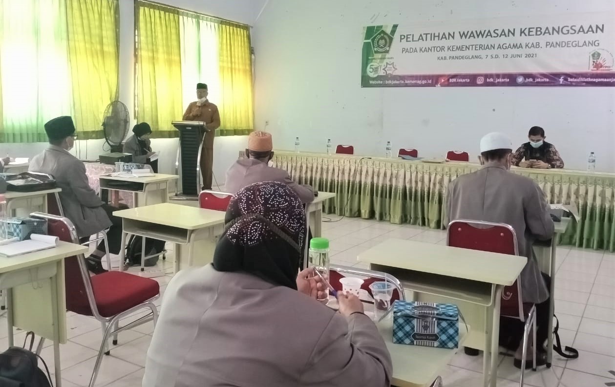 Kepala Kemenag Pandeglang sedang membuka diklat, 07/06/2021.
